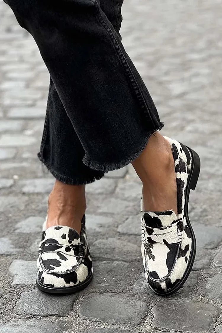 Isla | Cow-Print Loafers