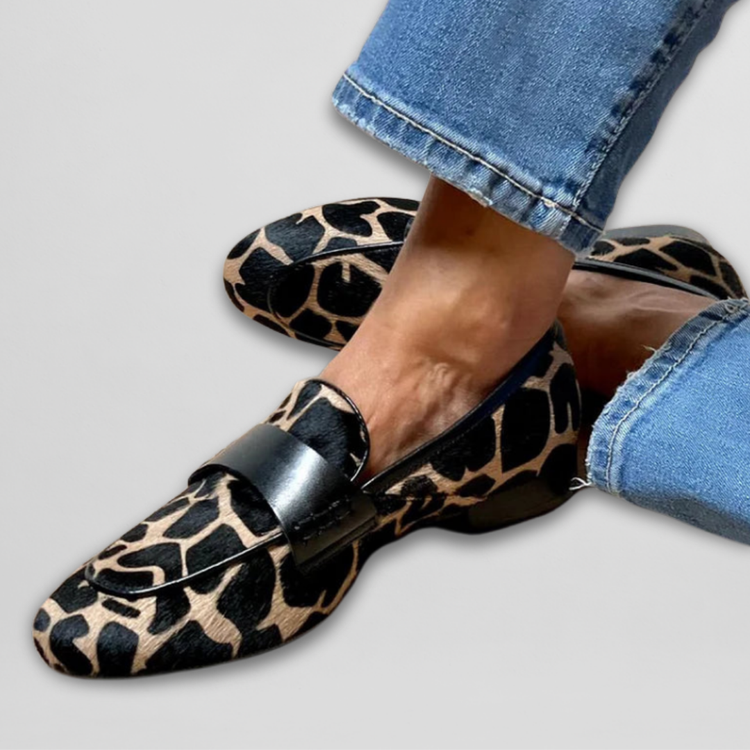 Nina – Classic Leopard Loafer