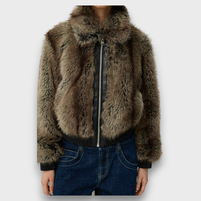 Amelia – Short Faux Fur Jacket with Urban Chic