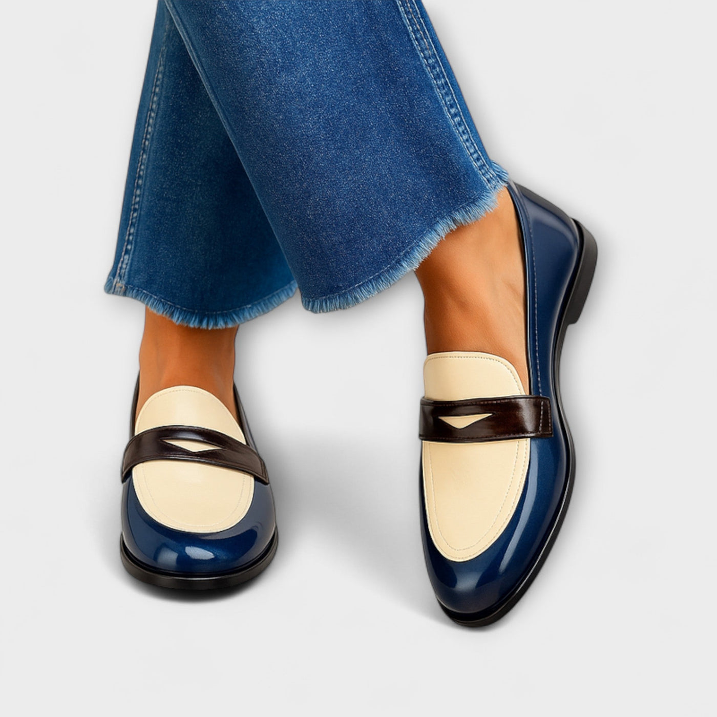 Sophie - Stylish Contrast Loafers