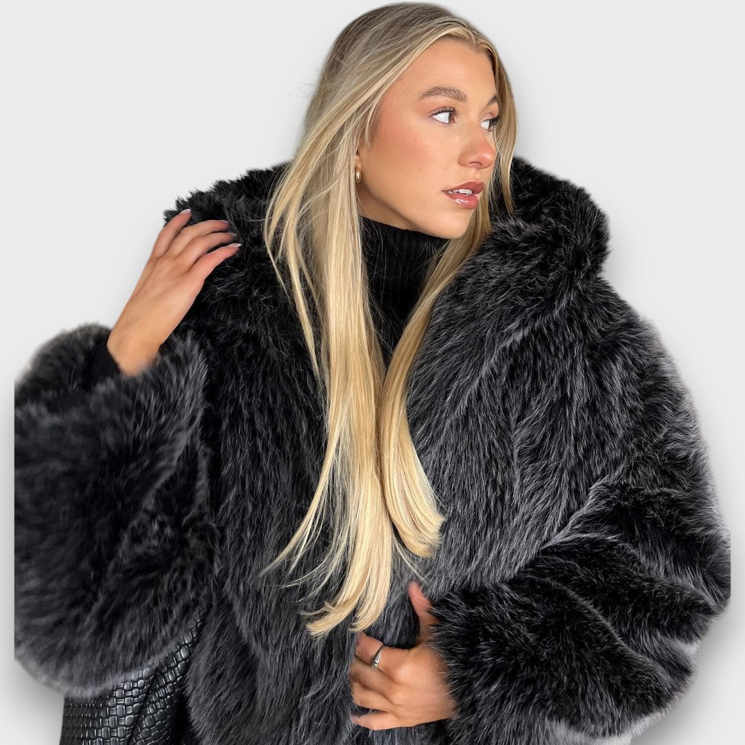 Leyana – Oversized Faux Fur Jacket with Hood in Smoky Gray