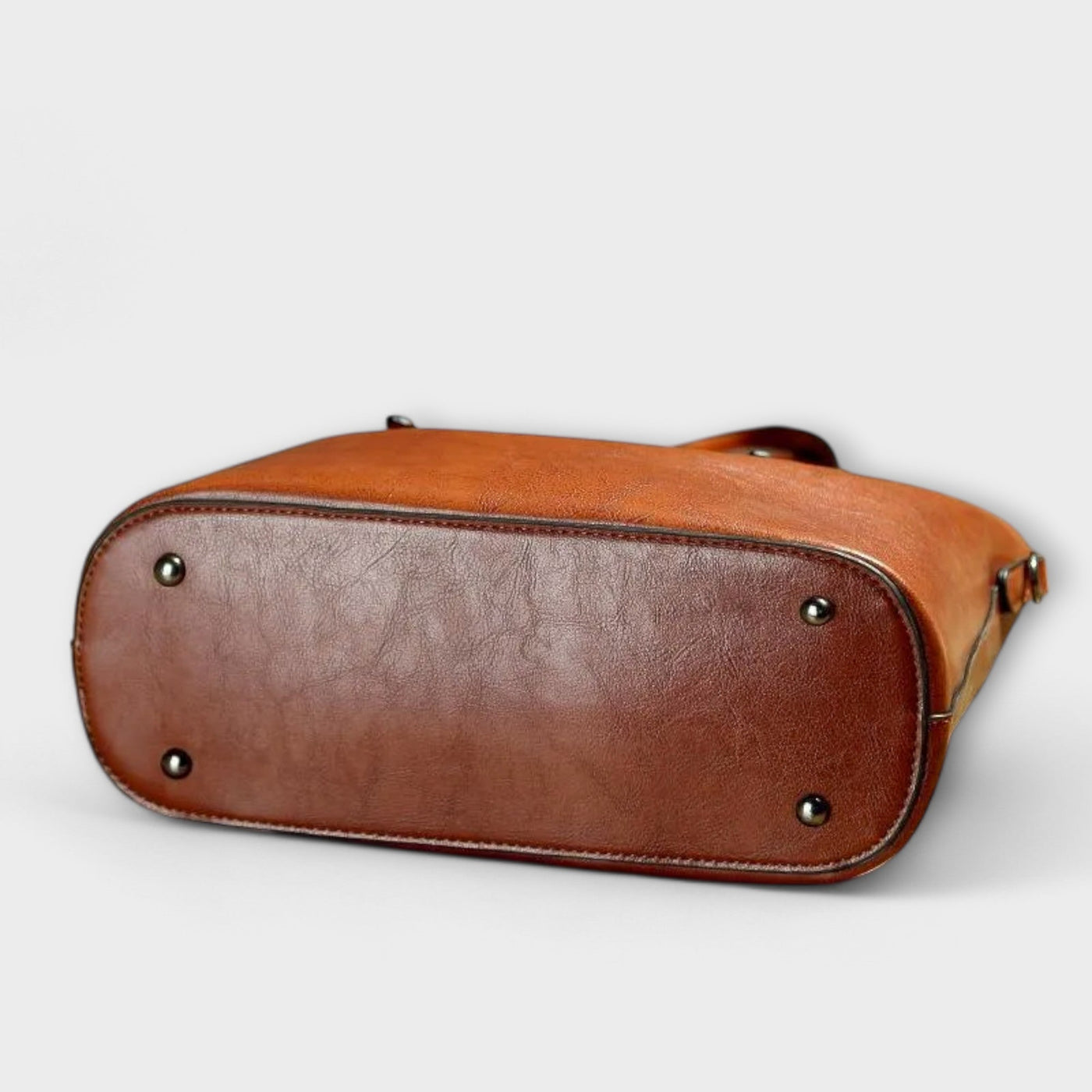 Tavros – Vintage Leather Crossbody for Everyday Comfort